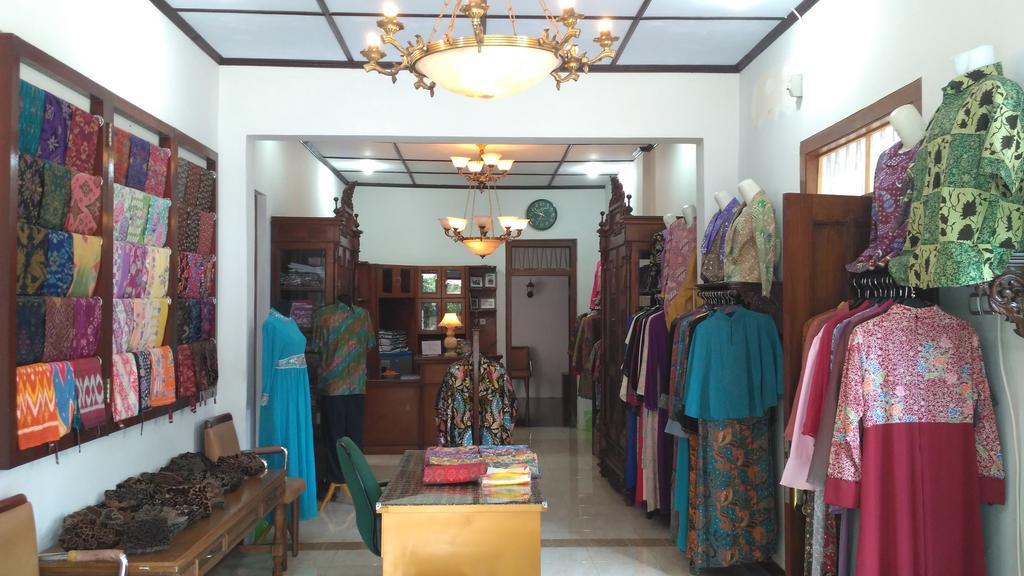51 2* Pekalongan